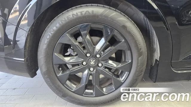 2023 Kia Carnival 4Generation Gasoline 9-seater Limousine(Special vehicle) Sold VIN KNANE813BPS235223 – photo 25 2023 Kia Carnival 4Generation Gasoline 9-seater Limousine(Special vehicle) Sold VIN KNANE813BPS235223 – photo 25