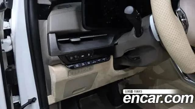 2023 Kia Carnival 4Generation Gasoline 9-seater Limousine(Special vehicle) Sold VIN KNANE813BPS242291 – undercarriage 2023 Kia Carnival 4Generation Gasoline 9-seater Limousine(Special vehicle) Sold VIN KNANE813BPS242291 – undercarriage