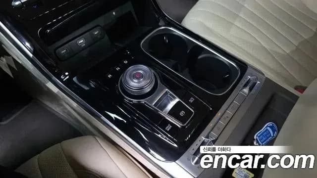 2023 Kia Carnival 4Generation Gasoline 9-seater Limousine(Special vehicle) Sold VIN KNANE813BPS242291 – photo 11 2023 Kia Carnival 4Generation Gasoline 9-seater Limousine(Special vehicle) Sold VIN KNANE813BPS242291 – photo 11