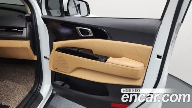 2023 Kia Carnival 4th Gen Gasoline 7-Seater Signature Sold VIN KNANE813BPS245255 – photo 16 2023 Kia Carnival 4th Gen Gasoline 7-Seater Signature Sold VIN KNANE813BPS245255 – photo 16