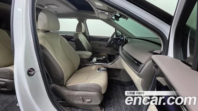 2023 Kia Carnival 4Generation Gasoline 7-Seater Signature Sold VIN KNANE813BPS245273 – exterior detail 2023 Kia Carnival 4Generation Gasoline 7-Seater Signature Sold VIN KNANE813BPS245273 – exterior detail