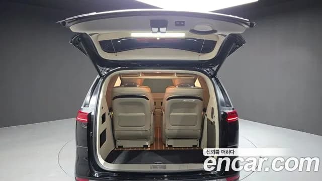 2023 Kia Carnival 4th Gen Gasoline 9-seater Limousine(Special vehicle) Sold VIN KNANE813BPS253217 – photo 13 2023 Kia Carnival 4th Gen Gasoline 9-seater Limousine(Special vehicle) Sold VIN KNANE813BPS253217 – photo 13