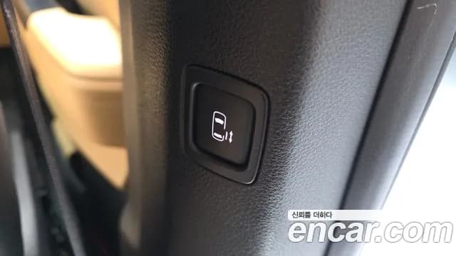 2023 Kia Carnival 4th Gen Gasoline 7-Seater Signature Sold VIN KNANE813BPS268950 – rear exterior 2023 Kia Carnival 4th Gen Gasoline 7-Seater Signature Sold VIN KNANE813BPS268950 – rear exterior