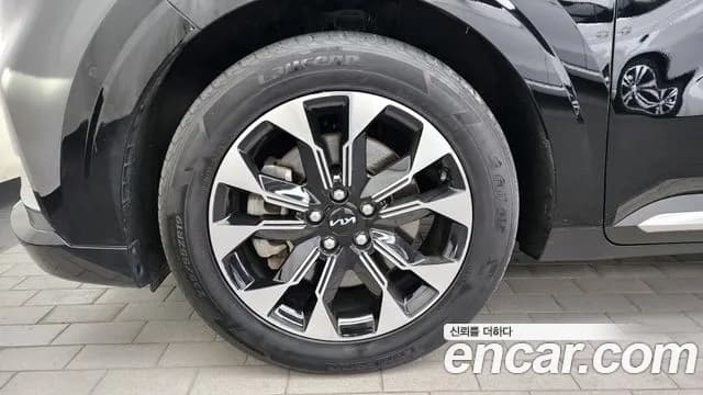 2023 Kia Carnival 4Generation Gasoline 7-Seater Hi-Limousine Sold VIN KNANE813BPS270374 – rear exterior 2023 Kia Carnival 4Generation Gasoline 7-Seater Hi-Limousine Sold VIN KNANE813BPS270374 – rear exterior