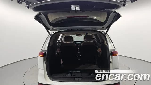 2023 Kia Carnival 4th Gen Gasoline 7-Seater Signature Sold VIN KNANE813BPS277402 – rear exterior 2023 Kia Carnival 4th Gen Gasoline 7-Seater Signature Sold VIN KNANE813BPS277402 – rear exterior