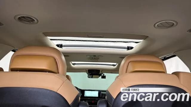 2023 Kia Carnival 4Generation Gasoline 7-Seater Signature Sold VIN KNANE813BPS287742 – interior seats 2023 Kia Carnival 4Generation Gasoline 7-Seater Signature Sold VIN KNANE813BPS287742 – interior seats