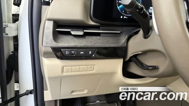 2023 Kia Carnival 4Generation Gasoline 9-Seater Signature Sold VIN KNANE813BPS293755 – exterior detail 2023 Kia Carnival 4Generation Gasoline 9-Seater Signature Sold VIN KNANE813BPS293755 – exterior detail