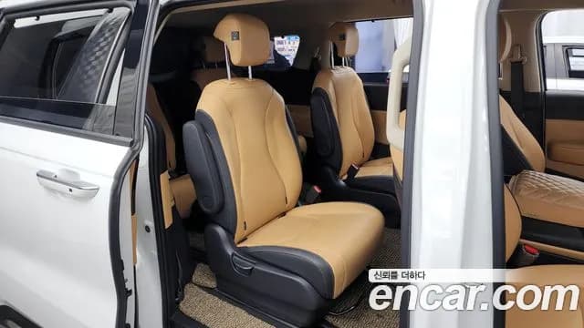 2023 Kia Carnival 4Generation Gasoline 9-Seater Signature Sold VIN KNANE813BPS323930 – interior seats 2023 Kia Carnival 4Generation Gasoline 9-Seater Signature Sold VIN KNANE813BPS323930 – interior seats