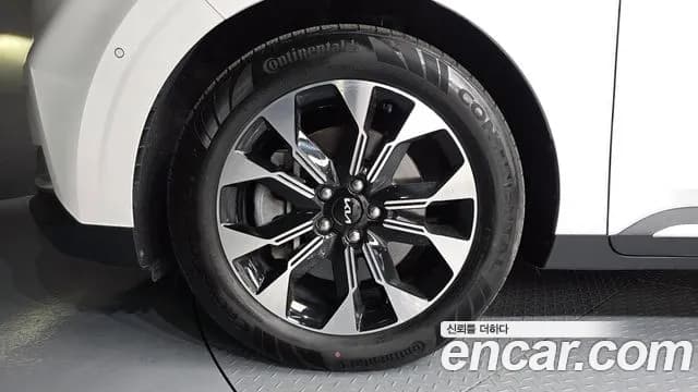 2023 Kia Carnival 4th Gen Gasoline 7-Seater Signature Sold VIN KNANE813BPS334353 – photo 20 2023 Kia Carnival 4th Gen Gasoline 7-Seater Signature Sold VIN KNANE813BPS334353 – photo 20