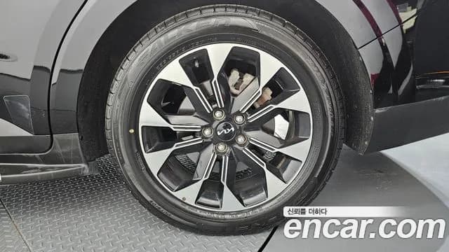 2023 Kia Carnival 4th Gen Gasoline 9-Seater Signature Sold VIN KNANE813BPS346083 – undercarriage 2023 Kia Carnival 4th Gen Gasoline 9-Seater Signature Sold VIN KNANE813BPS346083 – undercarriage