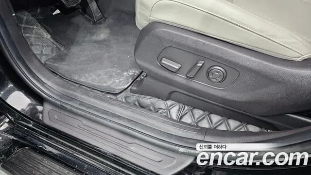2023 Kia Carnival 4Generation Gasoline 7-Seater Signature Sold VIN KNANE813BPS347623 – photo 12 2023 Kia Carnival 4Generation Gasoline 7-Seater Signature Sold VIN KNANE813BPS347623 – photo 12
