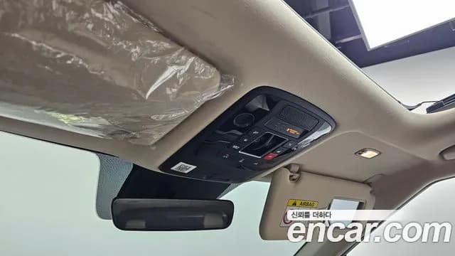 2023 Kia Carnival 4Generation Gasoline 9-Seater Signature Sold VIN KNANE813BPS348743 – exterior detail 2023 Kia Carnival 4Generation Gasoline 9-Seater Signature Sold VIN KNANE813BPS348743 – exterior detail