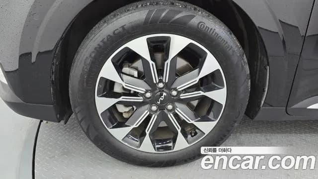 2023 Kia Carnival 4Generation Gasoline 9-Seater Signature Sold VIN KNANE813BPS389468 – exterior detail 2023 Kia Carnival 4Generation Gasoline 9-Seater Signature Sold VIN KNANE813BPS389468 – exterior detail
