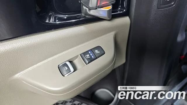2024 Kia The New Carnival 4th Gen Gasoline 9-Seater Signature Sold VIN KNANE813BRS408781 – photo 16 2024 Kia The New Carnival 4th Gen Gasoline 9-Seater Signature Sold VIN KNANE813BRS408781 – photo 16