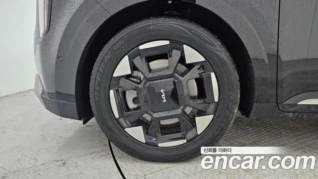 2024 Kia The New Carnival 4th Gen Gasoline 9-Seater Signature Sold VIN KNANE813BRS408781 – photo 24 2024 Kia The New Carnival 4th Gen Gasoline 9-Seater Signature Sold VIN KNANE813BRS408781 – photo 24