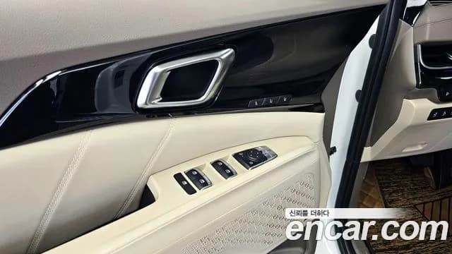 2024 Kia The New Carnival 4th Gen Gasoline 7-Seater Hi Limousine Sold VIN KNANE813BRS426077 – photo 11 2024 Kia The New Carnival 4th Gen Gasoline 7-Seater Hi Limousine Sold VIN KNANE813BRS426077 – photo 11