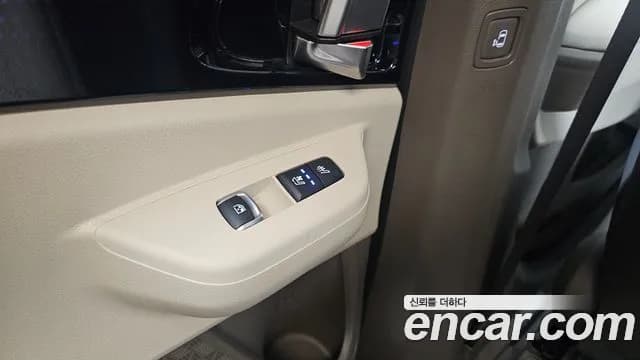 2024 Kia The New Carnival 4th Gen Gasoline 7-Seater Hi Limousine Sold VIN KNANE813BRS429038 – photo 11 2024 Kia The New Carnival 4th Gen Gasoline 7-Seater Hi Limousine Sold VIN KNANE813BRS429038 – photo 11