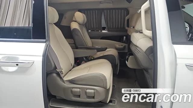 2024 Kia The New Carnival 4th Gen Gasoline 7-Seater Hi Limousine Sold VIN KNANE813BRS429038 – photo 14 2024 Kia The New Carnival 4th Gen Gasoline 7-Seater Hi Limousine Sold VIN KNANE813BRS429038 – photo 14
