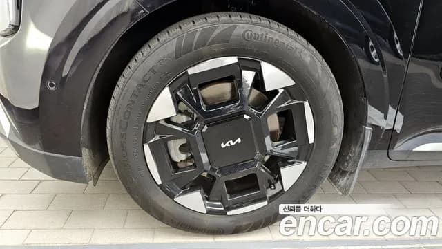 2024 Kia The New Carnival 4th Gen Gasoline 9-Seater Signature Sold VIN KNANE813BRS436346 – photo 14 2024 Kia The New Carnival 4th Gen Gasoline 9-Seater Signature Sold VIN KNANE813BRS436346 – photo 14