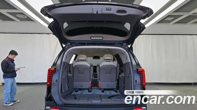 2025 Kia The New Carnival 4th Gen Gasoline 7-Seater Gravity Sold VIN KNANE813BSS452393 – photo 17 2025 Kia The New Carnival 4th Gen Gasoline 7-Seater Gravity Sold VIN KNANE813BSS452393 – photo 17
