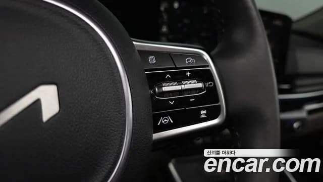 2025 Kia The New Carnival 4th Gen Gasoline 7-Seater Signature Sold VIN KNANE813BSS454821 – interior seats 2025 Kia The New Carnival 4th Gen Gasoline 7-Seater Signature Sold VIN KNANE813BSS454821 – interior seats