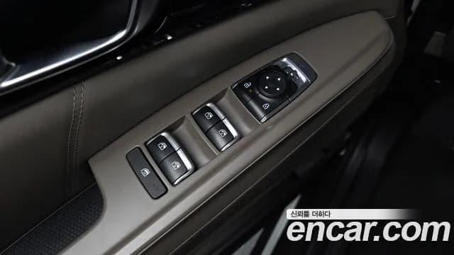 2025 Kia The New Carnival 4th Gen Gasoline 7-Seater Signature Sold VIN KNANE813BSS454821 – photo 23 2025 Kia The New Carnival 4th Gen Gasoline 7-Seater Signature Sold VIN KNANE813BSS454821 – photo 23
