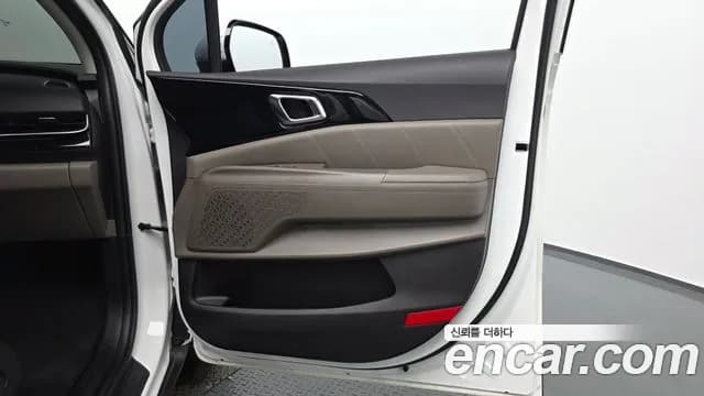 2025 Kia The New Carnival 4th Gen Gasoline 7-Seater Signature Sold VIN KNANE813BSS454821 – photo 33 2025 Kia The New Carnival 4th Gen Gasoline 7-Seater Signature Sold VIN KNANE813BSS454821 – photo 33
