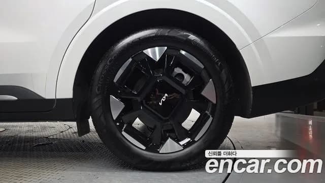2025 Kia The New Carnival 4th Gen Gasoline 7-Seater Signature Sold VIN KNANE813BSS454821 – photo 39 2025 Kia The New Carnival 4th Gen Gasoline 7-Seater Signature Sold VIN KNANE813BSS454821 – photo 39