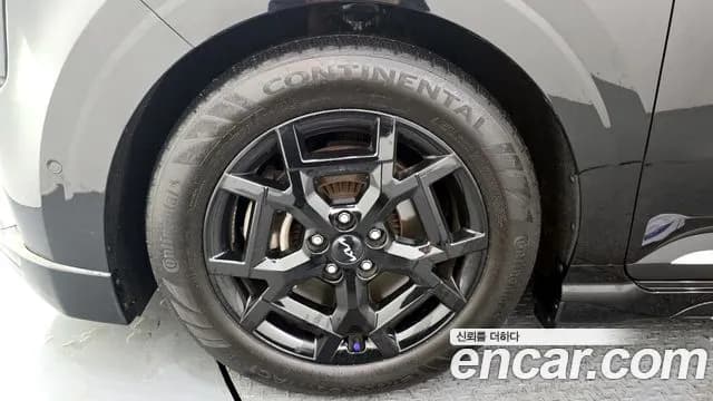 2025 Kia The New Carnival 4th Gen Gasoline 4-Seater Hi Limousine Sold VIN KNANE813BSS455296 – interior seats 2025 Kia The New Carnival 4th Gen Gasoline 4-Seater Hi Limousine Sold VIN KNANE813BSS455296 – interior seats