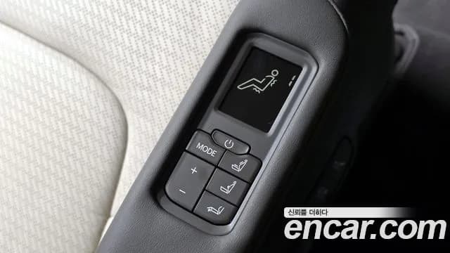 2025 Kia The New Carnival 4th Gen Gasoline 7-Seater Signature Sold VIN KNANE813BSS467182 – photo 14 2025 Kia The New Carnival 4th Gen Gasoline 7-Seater Signature Sold VIN KNANE813BSS467182 – photo 14