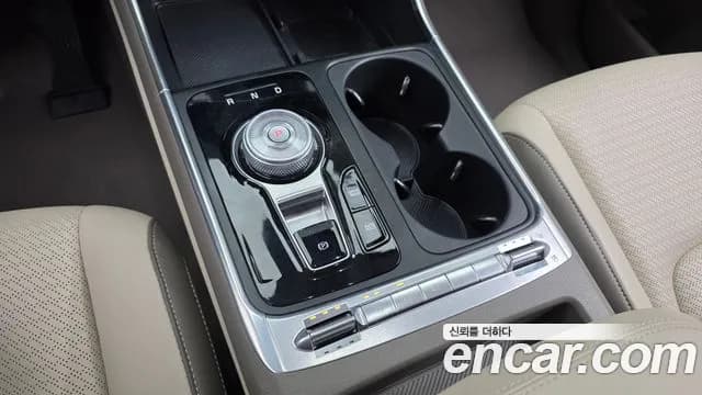 2025 Kia The New Carnival 4th Gen Gasoline 7-Seater Signature Sold VIN KNANE813BSS479904 – photo 15 2025 Kia The New Carnival 4th Gen Gasoline 7-Seater Signature Sold VIN KNANE813BSS479904 – photo 15