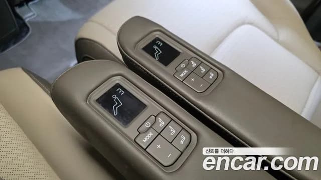 2025 Kia The New Carnival 4th Gen Gasoline 7-Seater Hi Limousine Sold VIN KNANE813BSS491510 – exterior detail 2025 Kia The New Carnival 4th Gen Gasoline 7-Seater Hi Limousine Sold VIN KNANE813BSS491510 – exterior detail