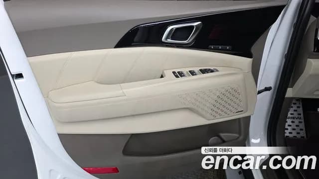 2025 Kia The New Carnival 4th Gen Gasoline 7-Seater Hi Limousine Sold VIN KNANE813BSS491510 – photo 14 2025 Kia The New Carnival 4th Gen Gasoline 7-Seater Hi Limousine Sold VIN KNANE813BSS491510 – photo 14