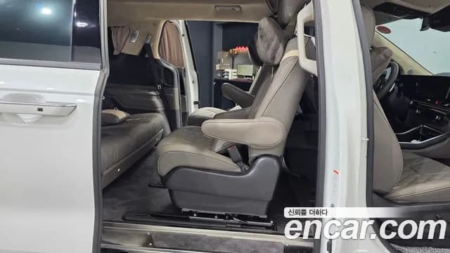 2025 Kia The New Carnival 4th Gen Gasoline 9-Seater Hi Limousine (7-seater Limousine(Special vehicle) Sold VIN KNANE813BSS496299 – photo 12 2025 Kia The New Carnival 4th Gen Gasoline 9-Seater Hi Limousine (7-seater Limousine(Special vehicle) Sold VIN KNANE813BSS496299 – photo 12