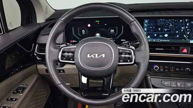 2025 Kia The New Carnival 4th Gen Gasoline 9-Seater Signature Sold VIN KNANE813BSS500348 – rear exterior 2025 Kia The New Carnival 4th Gen Gasoline 9-Seater Signature Sold VIN KNANE813BSS500348 – rear exterior