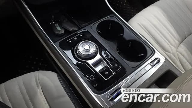 2025 Kia The New Carnival 4th Gen Gasoline 9-Seater Hi Limousine (7-seater Limousine(Special vehicle) Sold VIN KNANE813BSS500613 – undercarriage 2025 Kia The New Carnival 4th Gen Gasoline 9-Seater Hi Limousine (7-seater Limousine(Special vehicle) Sold VIN KNANE813BSS500613 – undercarriage