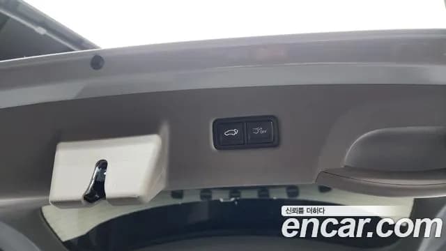 2025 Kia The New Carnival 4th Gen Gasoline 9-Seater Gravity Sold VIN KNANE813BSS501030 – photo 33 2025 Kia The New Carnival 4th Gen Gasoline 9-Seater Gravity Sold VIN KNANE813BSS501030 – photo 33