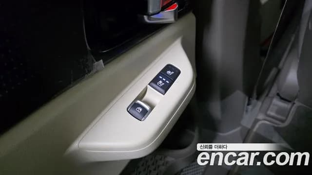 2025 Kia The New Carnival 4th Gen Gasoline 9-Seater Hi Limousine Sold VIN KNANE813BSS503117 – photo 13 2025 Kia The New Carnival 4th Gen Gasoline 9-Seater Hi Limousine Sold VIN KNANE813BSS503117 – photo 13