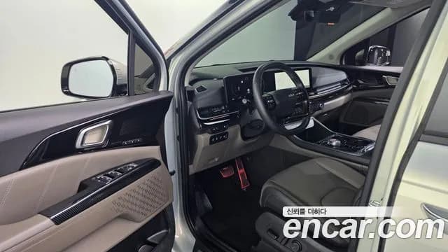 2025 Kia The New Carnival 4th Gen Gasoline 7-Seater Signature Sold VIN KNANE813BSS516630 – interior seats 2025 Kia The New Carnival 4th Gen Gasoline 7-Seater Signature Sold VIN KNANE813BSS516630 – interior seats