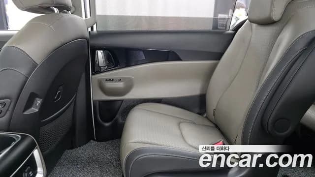 2025 Kia The New Carnival 4th Gen Gasoline 9-Seater Signature Sold VIN KNANE813BSS536431 – rear exterior 2025 Kia The New Carnival 4th Gen Gasoline 9-Seater Signature Sold VIN KNANE813BSS536431 – rear exterior