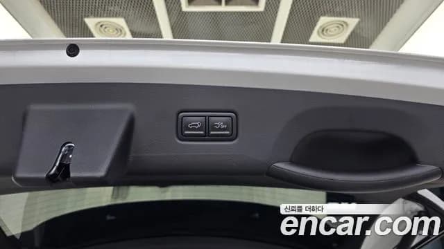 2025 Kia The New Carnival 4th Gen Gasoline 9-Seater Signature Sold VIN KNANE813BSS536431 – trunk area 2025 Kia The New Carnival 4th Gen Gasoline 9-Seater Signature Sold VIN KNANE813BSS536431 – trunk area