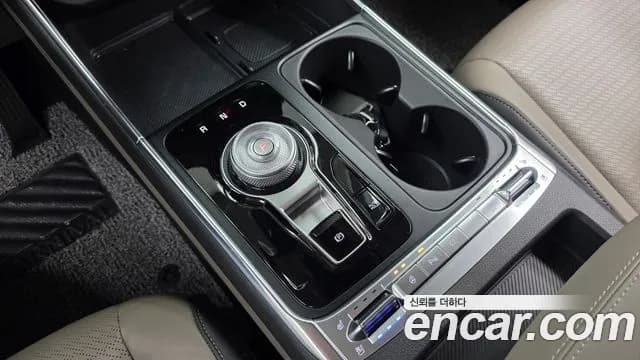 2025 Kia The New Carnival 4th Gen Gasoline 9-Seater Signature Sold VIN KNANE813BSS536431 – photo 18 2025 Kia The New Carnival 4th Gen Gasoline 9-Seater Signature Sold VIN KNANE813BSS536431 – photo 18
