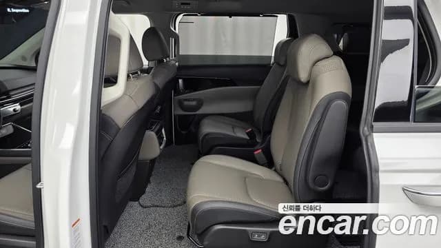 2025 Kia The New Carnival 4th Gen Gasoline 9-Seater Signature Sold VIN KNANE813BSS536431 – photo 28 2025 Kia The New Carnival 4th Gen Gasoline 9-Seater Signature Sold VIN KNANE813BSS536431 – photo 28