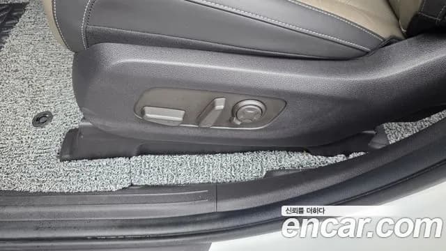 2025 Kia The New Carnival 4th Gen Gasoline 9-Seater Signature Sold VIN KNANE813BSS536431 – photo 34 2025 Kia The New Carnival 4th Gen Gasoline 9-Seater Signature Sold VIN KNANE813BSS536431 – photo 34