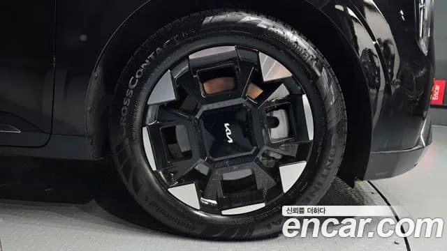 2025 Kia The New Carnival 4th Gen Gasoline 9-Seater Signature Sold VIN KNANE813BSS539038 – interior seats 2025 Kia The New Carnival 4th Gen Gasoline 9-Seater Signature Sold VIN KNANE813BSS539038 – interior seats