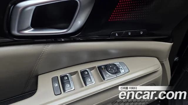2025 Kia The New Carnival 4th Gen Gasoline 9-Seater Signature Sold VIN KNANE813BSS539038 – photo 12 2025 Kia The New Carnival 4th Gen Gasoline 9-Seater Signature Sold VIN KNANE813BSS539038 – photo 12
