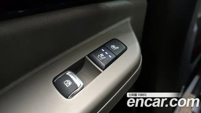 2025 Kia The New Carnival 4th Gen Gasoline 9-Seater Gravity Sold VIN KNANE813BSS541493 – photo 13 2025 Kia The New Carnival 4th Gen Gasoline 9-Seater Gravity Sold VIN KNANE813BSS541493 – photo 13