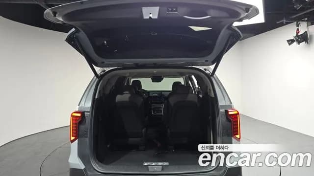 2025 Kia The New Carnival 4th Gen Gasoline 9-Seater Gravity Sold VIN KNANE813BSS554420 – rear exterior 2025 Kia The New Carnival 4th Gen Gasoline 9-Seater Gravity Sold VIN KNANE813BSS554420 – rear exterior