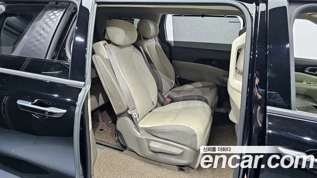 2025 Kia The New Carnival 4th Gen Gasoline 7-Seater Gravity Sold VIN KNANE813BSS559112 – front exterior 2025 Kia The New Carnival 4th Gen Gasoline 7-Seater Gravity Sold VIN KNANE813BSS559112 – front exterior