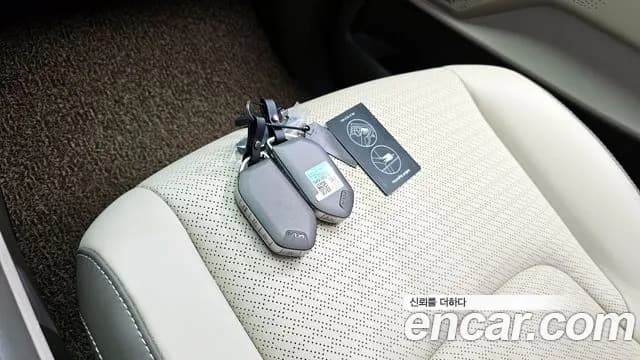 2025 Kia The New Carnival 4th Gen Gasoline 7-Seater Gravity Sold VIN KNANE813BSS559112 – exterior detail 2025 Kia The New Carnival 4th Gen Gasoline 7-Seater Gravity Sold VIN KNANE813BSS559112 – exterior detail
